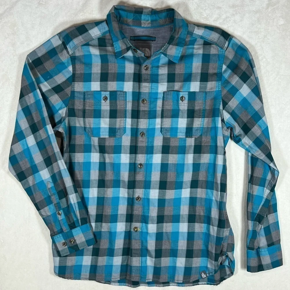 The North Face Size Large Button Front Performance Plaid Gingham Outdoor Shirt